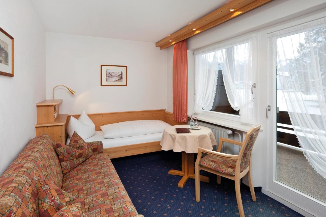 Hotel Garni Kappeler-Haus Оберстдорф Екстериор снимка